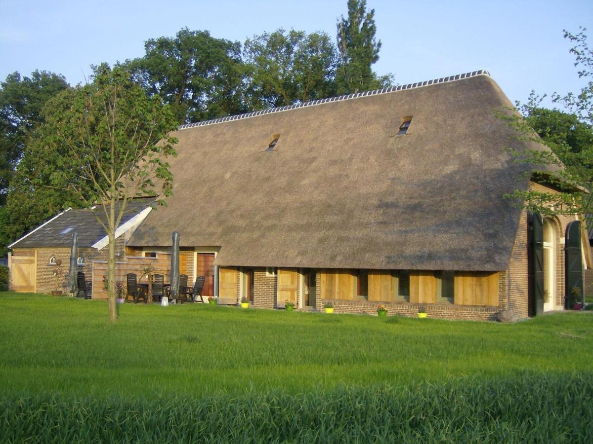 Monumental Farm In The Ash Landscape Villa Geesteren  Exteriör bild